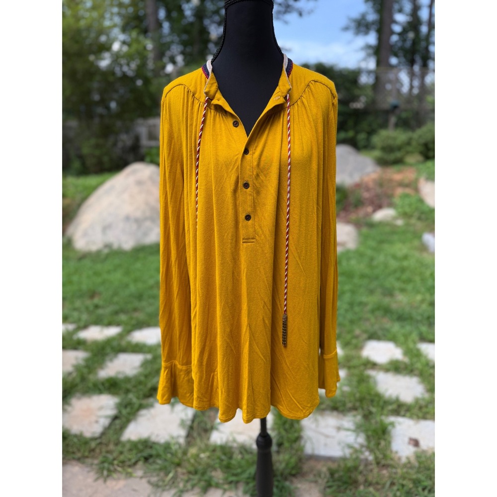 Akemi + Kin Anthropologie Mustard Yellow Crochet Trim Tassel Henley Tunic Large
